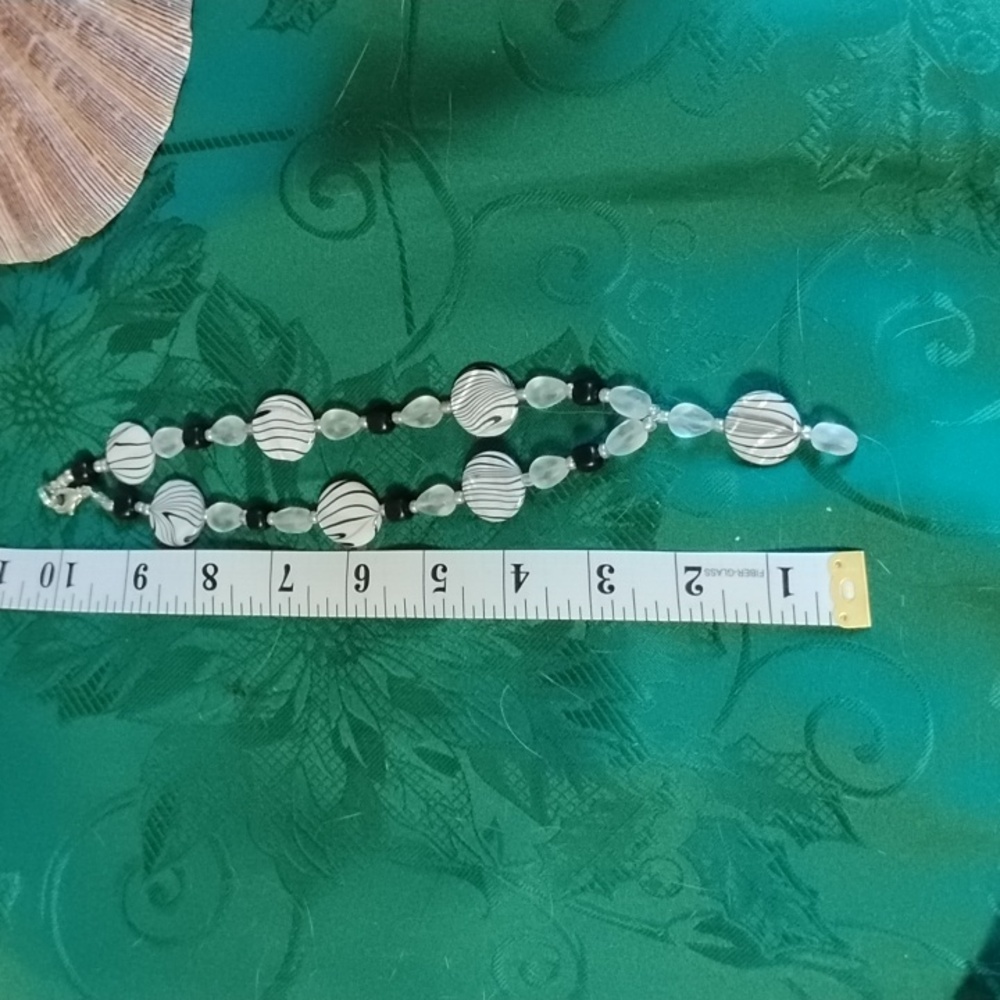 Hand Crafted Mother Of Pearl Beaded Necklace - Picture 6 of 6